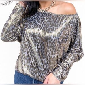 White Birch NWOT Shiny Black Metallic Leopard Print Women's Top Dolman Sleeves